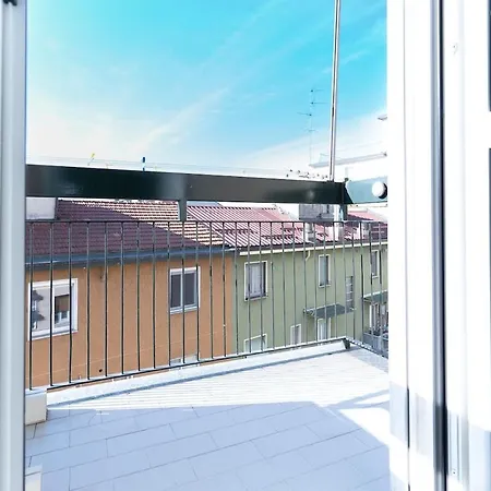 Lägenhet Bright In Front Of Navigli With Ac Wifi *